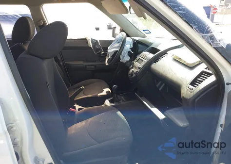 2011 Kia Soul из США, поврежденный, VIN KNDJT2A15B7715820